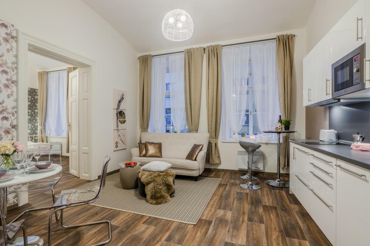 Prague Apt Near Charles Bridge By Michal&Friends Exterior photo