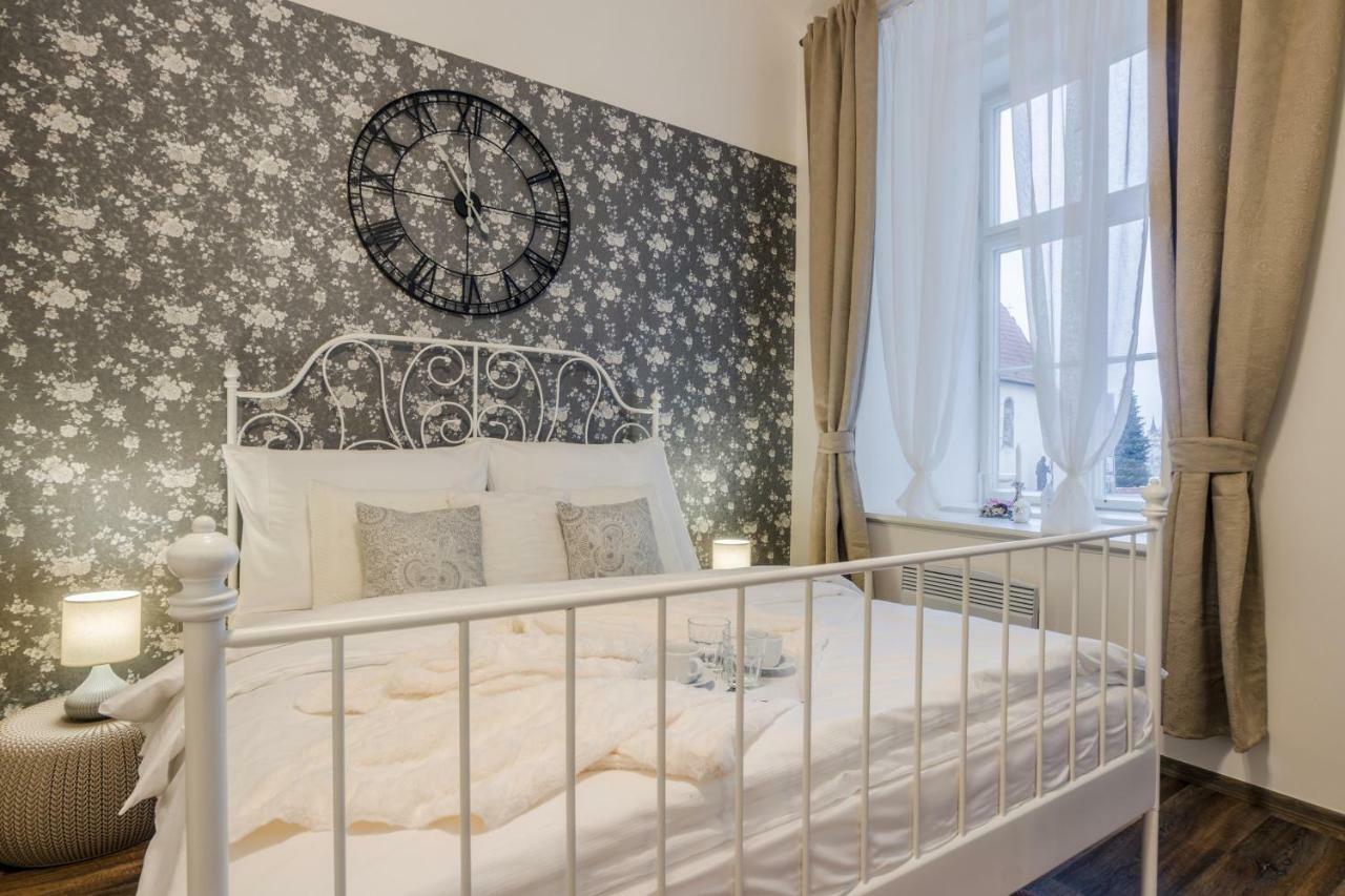 Prague Apt Near Charles Bridge By Michal&Friends Exterior photo